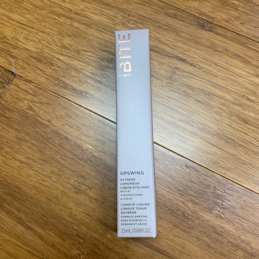 Bite Beauty Upswing Extreme Longwear Liquid Eyeliner‎ Solid Black .08 fl oz